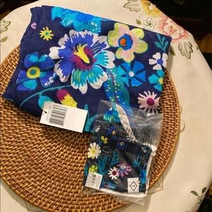 🌻SALE🌻 RARE, Soft Fringe Scarf With Matching Mask in Moonlight Garden Pattern